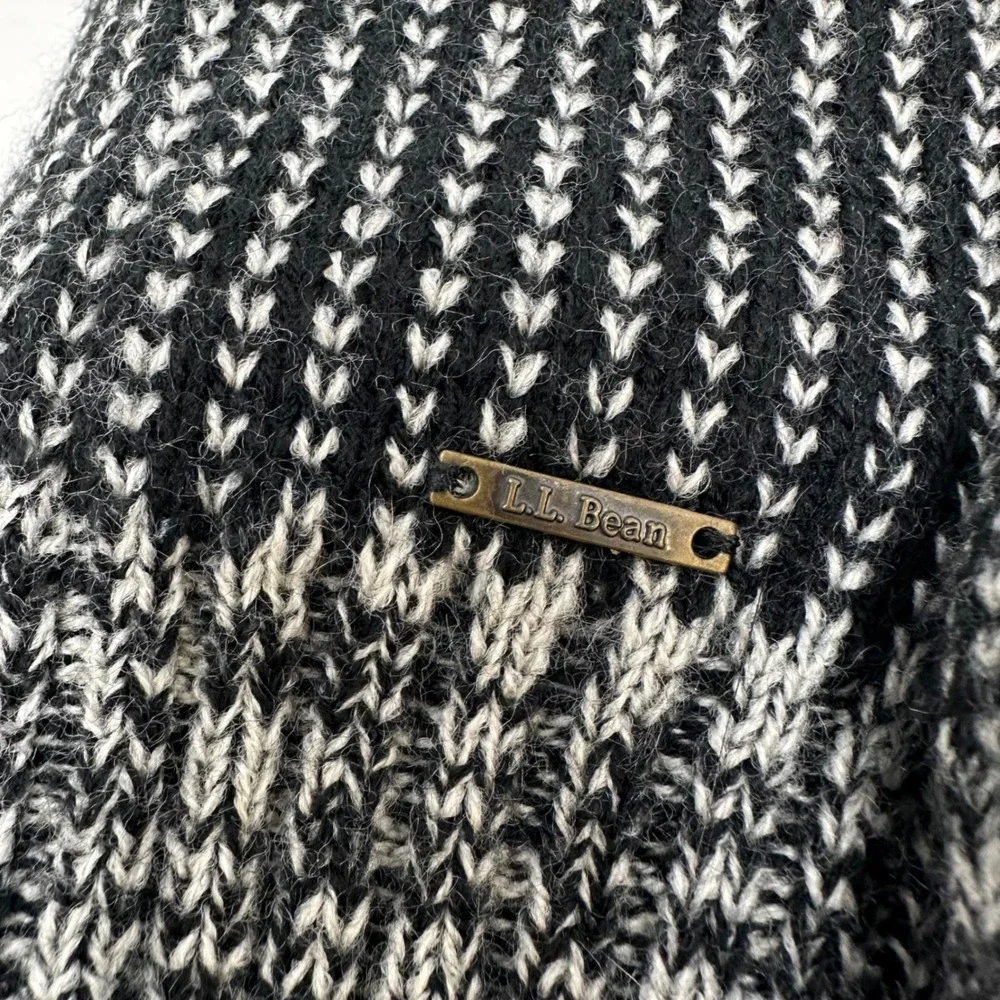 L.L. Bean Knit Sherpa Lined Mittens Black OS‎